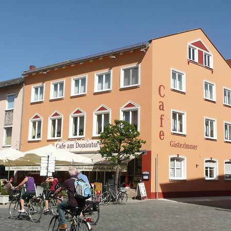 Cafe Am Donautor Hotell Kelheim Exteriör bild