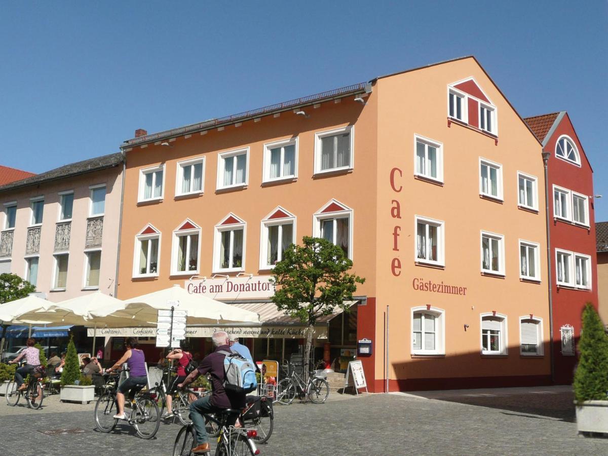 Cafe Am Donautor Hotell Kelheim Exteriör bild